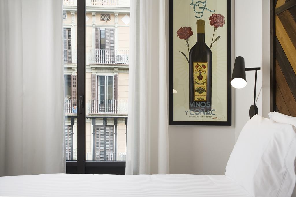 Praktik Vinoteca Hotel Barcelona Room photo
